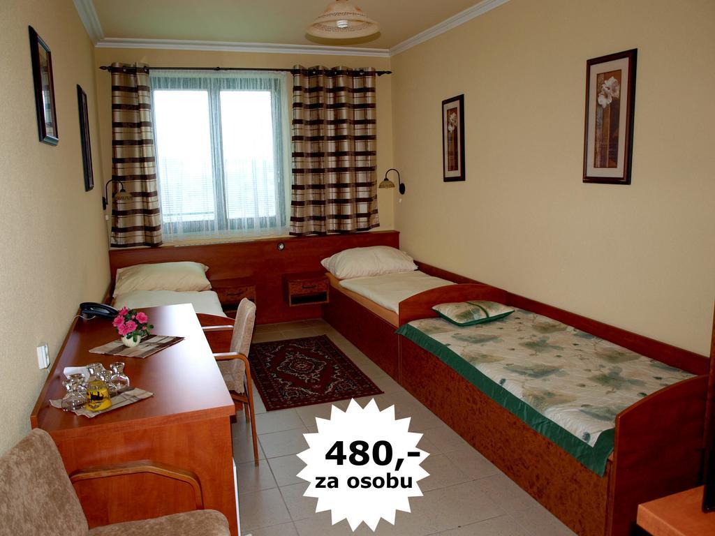 Hotel Relax U Drsu Tábor Exterior foto